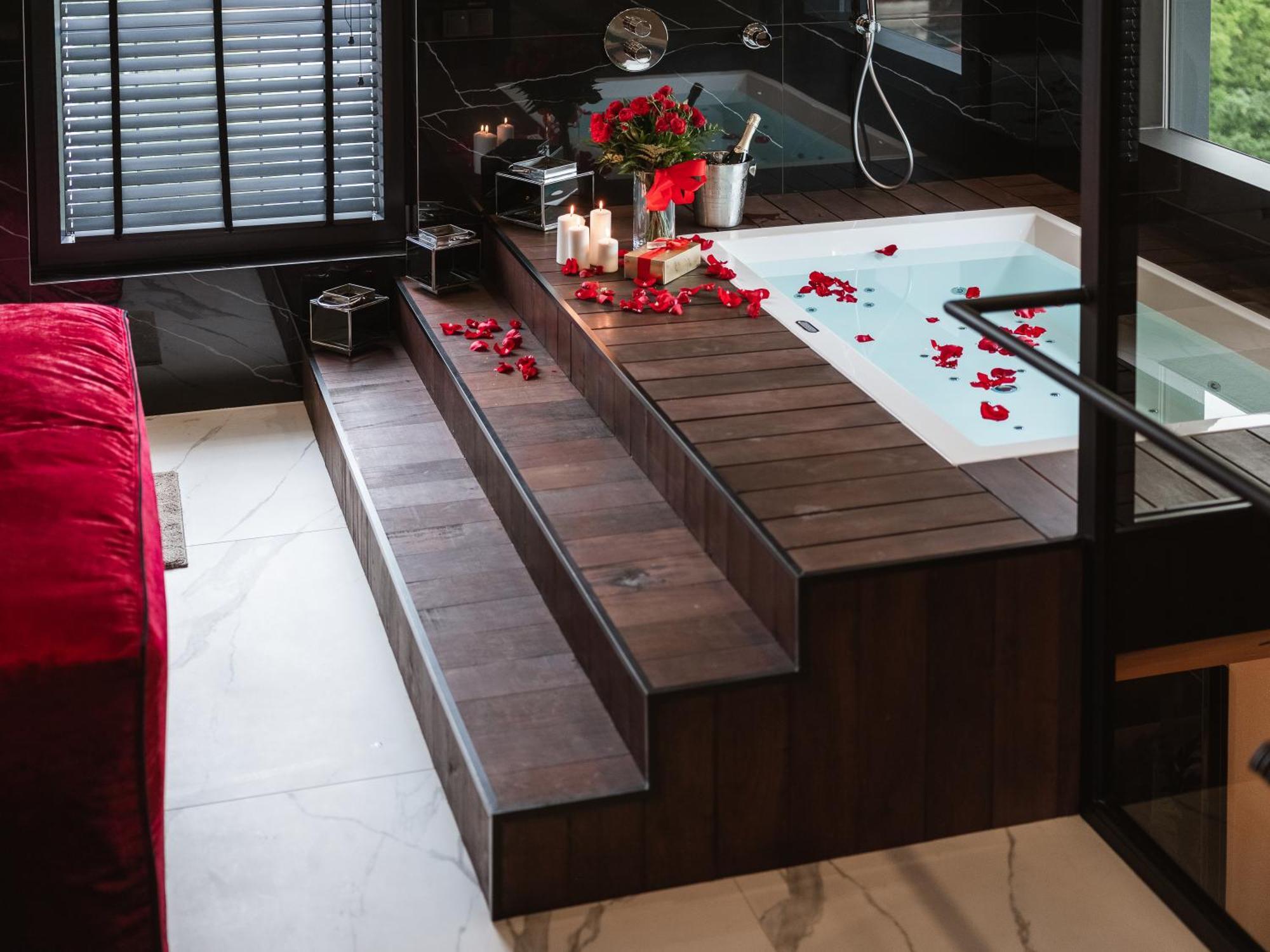 Art Penthouse With Jacuzzi - Krakow Center Apartment Exterior photo